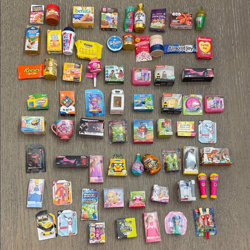 60+ Mini Brands Miniature Kids Toy Set (Zuru)